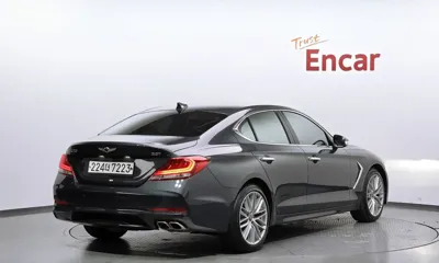 Genesis G70 2019, 62639 км, за 13016.19 USD