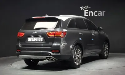Kia Sorento 2018, 164605 км, за 7877.12 USD