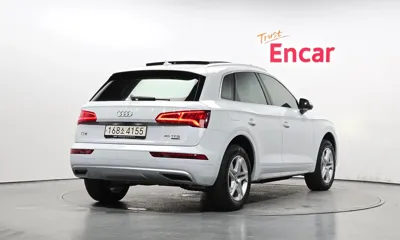 Audi Q5 2020, 92441 км, за 16436.47 USD