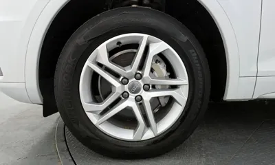 Audi Q5 2020, 92441 км, за 16436.47 USD