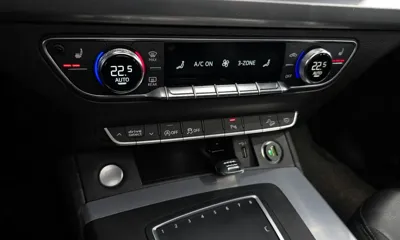 Audi Q5 2020, 92441 км, за 16436.47 USD - фото 18