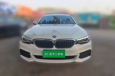 BMW 5 Series 2020, 32000 км, за 25986 USD