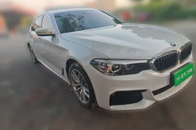 BMW 5 Series 2020, 32000 км, за 25986 USD