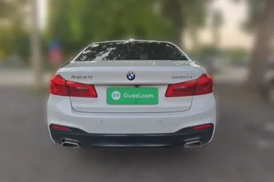 BMW 5 Series 2020, 32000 км, за 25986 USD