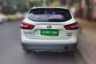 Nissan Qashqai 2016, 49800 км, за 8653 USD