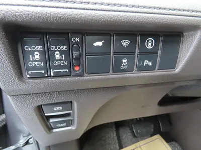 Honda Odyssey 2021, 72139 км, за 19404.82 USD - фото 13