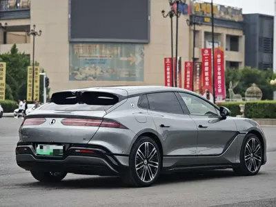 Denza Denza Z9GT 2024, 7000 км, за 35890.99 USD