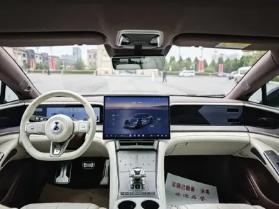 Denza Denza Z9GT 2024, 7000 км, за 35890.99 USD