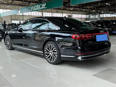 Audi A8 2024, 25000 км, за 82217.13 USD