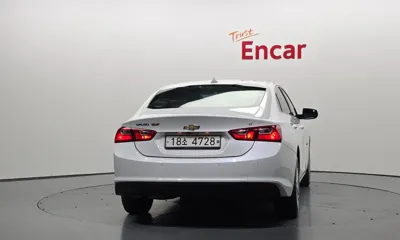 ChevroletGMDaewoo Malibu 2017, 77000 км, за 4916.63 USD