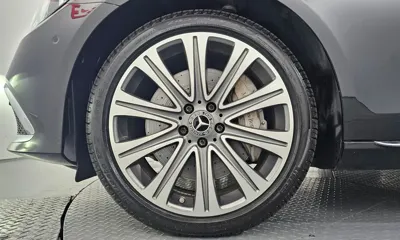 Mercedes-Benz E-Class 2021, 50717 км, за 29628.17 USD