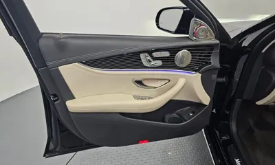 Mercedes-Benz E-Class 2021, 50717 км, за 29578.1 USD - фото 24