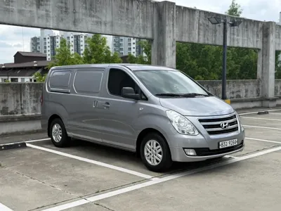 Hyundai Starex 2016, 267091 км, за 3835.4 USD