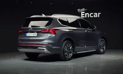Hyundai Santafe 2023, 47724 км, за 65000.3 USD