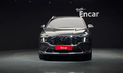 Hyundai Santafe 2023, 47724 км, за 65000.3 USD