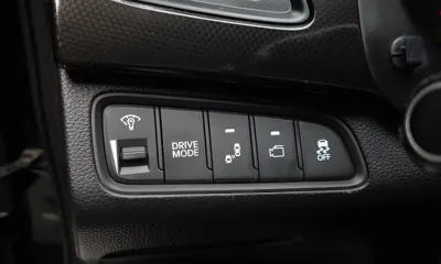 Hyundai Grandeur 2016, 159072 км, за 4560.26 USD - фото 16