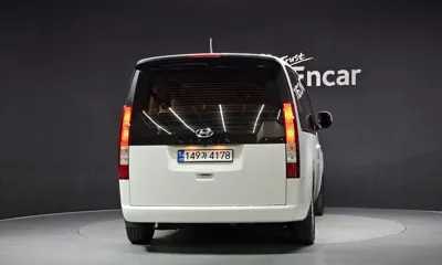 Hyundai Staria 2023, 68498 км, за 18051.73 USD