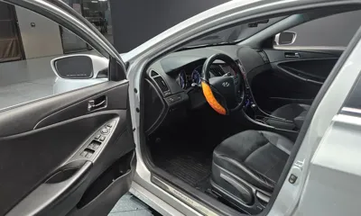 Hyundai Sonata 2010, 239467 км, за 1758.96 USD - фото 10