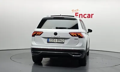 Volkswagen Tiguan 2021, 58024 км, за 28882.76 USD