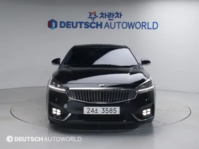 Kia K7 2017, 63000 км, за 7794.32 USD