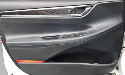 Hyundai Grandeur 2017, 136823 км, за 7293.09 USD - фото 24