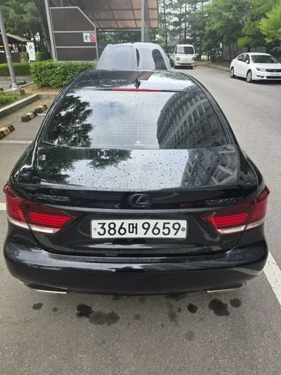 Lexus LS 2017, 74500 км, за 18136.9 USD