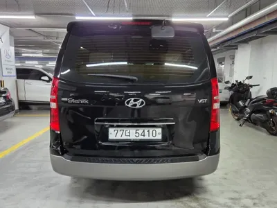 Hyundai Starex 2017, 61856 км, за 8927.4 USD