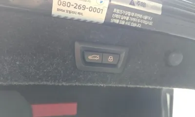 BMW 5-Series 2023, 54618 км, за 29641.71 USD - фото 31