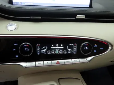 Genesis GV70 2022, 36253 км, за 38722.59 USD - фото 10