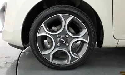 Kia Morning 2012, 186044 км, за 2080.22 USD