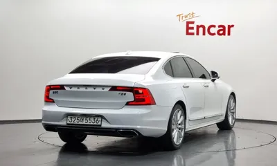 Volvo S90 2020, 88845 км, за 17495.4 USD