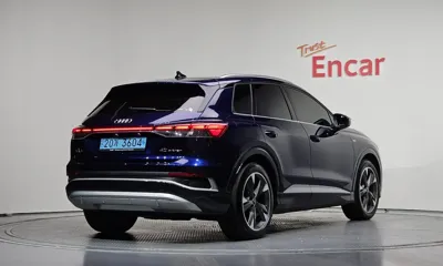 Audi Q4 e-tron 2023, 39873 км, за 27035.98 USD