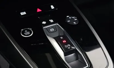 Audi Q4 e-tron 2023, 39873 км, за 27035.98 USD - фото 9