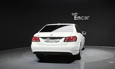 Mercedes-Benz E-Class 2016, 106464 км, за 7750.92 USD