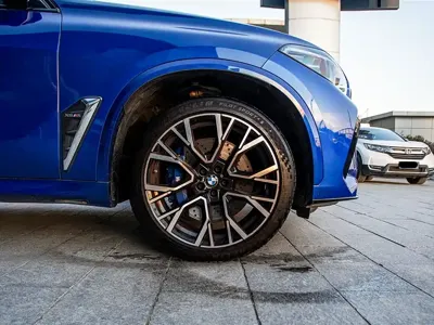 BMW X5 M 2020, 30000 км, за 95642.64 USD