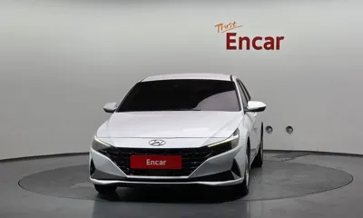 Hyundai Avante 2023, 102401 км, за 7745.83 USD