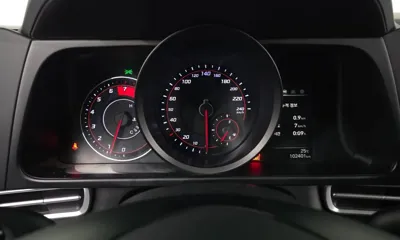 Hyundai Avante 2023, 102401 км, за 7745.83 USD - фото 8