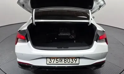 Hyundai Avante 2023, 102401 км, за 7745.83 USD - фото 20