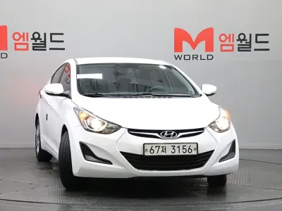 Hyundai Avante 2015, 103556 км, за 3441.32 USD