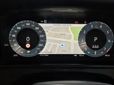 Land Rover Range Rover Velar 2026, 13 км, за 55840.84 USD - фото 8