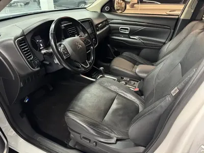 Mitsubishi Outlander 2018, 230000 км, за 5870.99 USD - фото 7