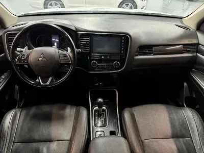 Mitsubishi Outlander 2018, 230000 км, за 5870.99 USD - фото 9