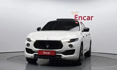 Maserati Levante 2017, 89221 км, за 15827.8 USD