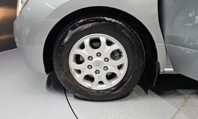 Hyundai Starex 2015, 172367 км, за 10749.19 USD