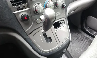 Hyundai Starex 2015, 172367 км, за 10749.19 USD - фото 9