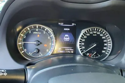 Infiniti Q50L 2018, 126000 км, за 11955 USD - фото 15
