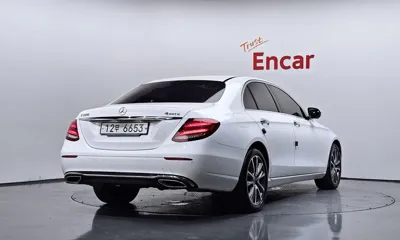 Mercedes-Benz E-Class 2019, 37179 км, за 19079.24 USD
