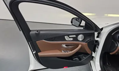 Mercedes-Benz E-Class 2019, 37179 км, за 19079.24 USD - фото 24