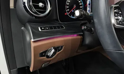 Mercedes-Benz E-Class 2019, 37179 км, за 19079.24 USD - фото 28