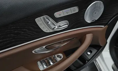 Mercedes-Benz E-Class 2019, 37179 км, за 19079.24 USD - фото 30